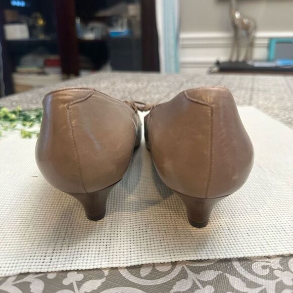 Sesto Meucci Made in Italy Dark Gray Leather Pleated Bow Low Heel Pumps 8.5M - Picture 5 of 9